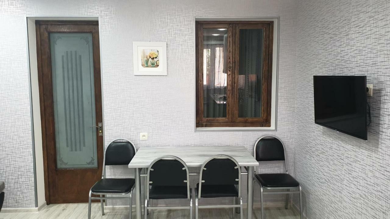 Comfort Tbilissi Extérieur photo